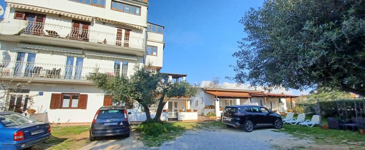 Karmelo Appartment Davorka Rovinj Exterior photo